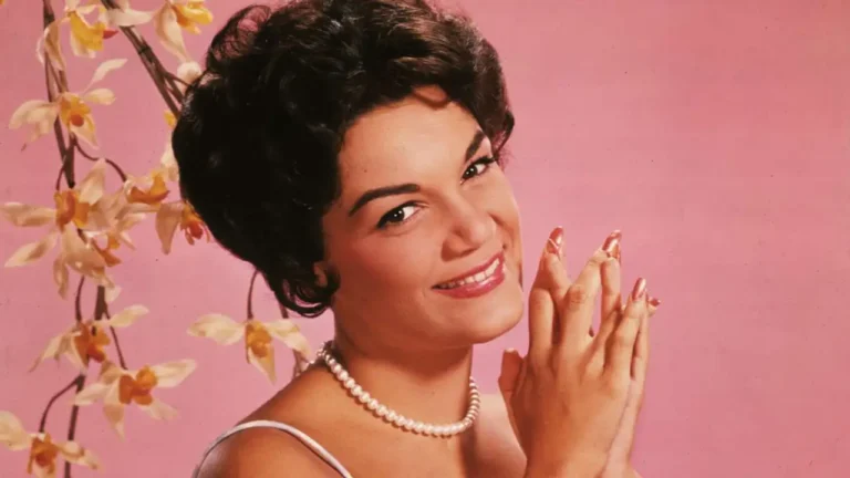 Connie Francis - Pretty Little Baby